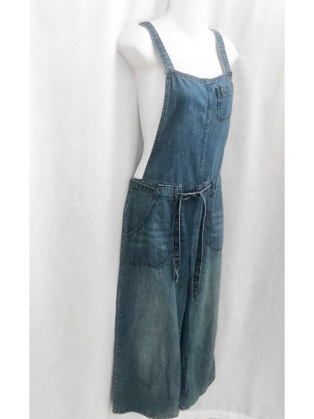 GAP Blue Denim Wide Leg Overalls Cropped Size 10